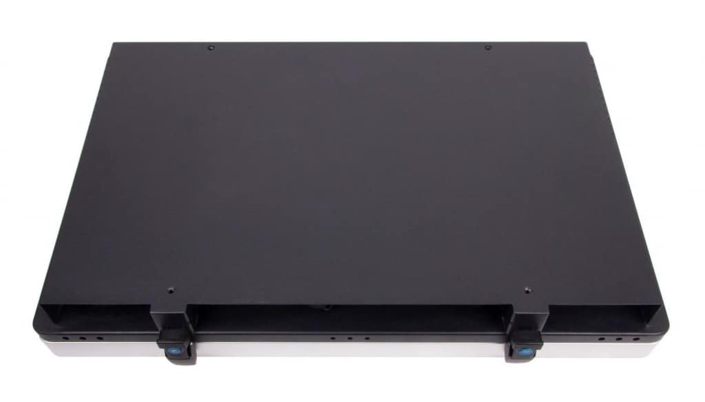 ernitec-monitors-86-zoll-4k-uhd-monitor-ip67-ik10-schwimmbad image 3